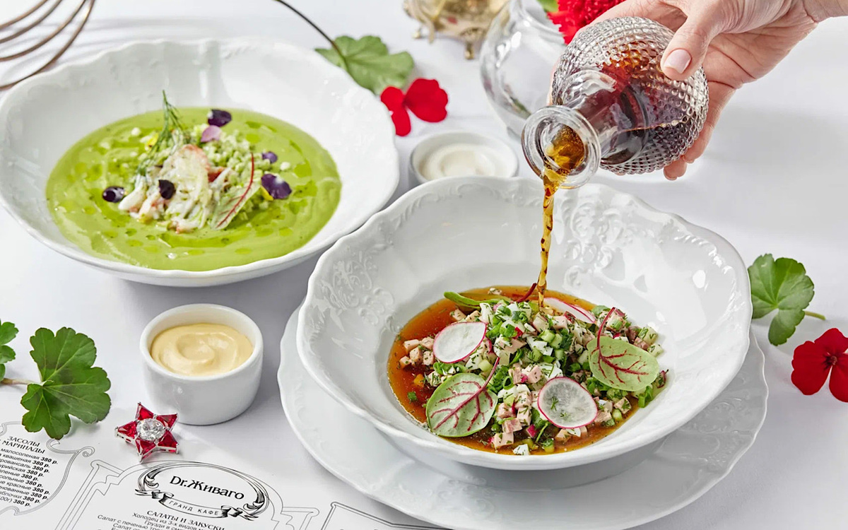 Фото: 8 рецептов окрошки от московских шеф поваров mn.ru