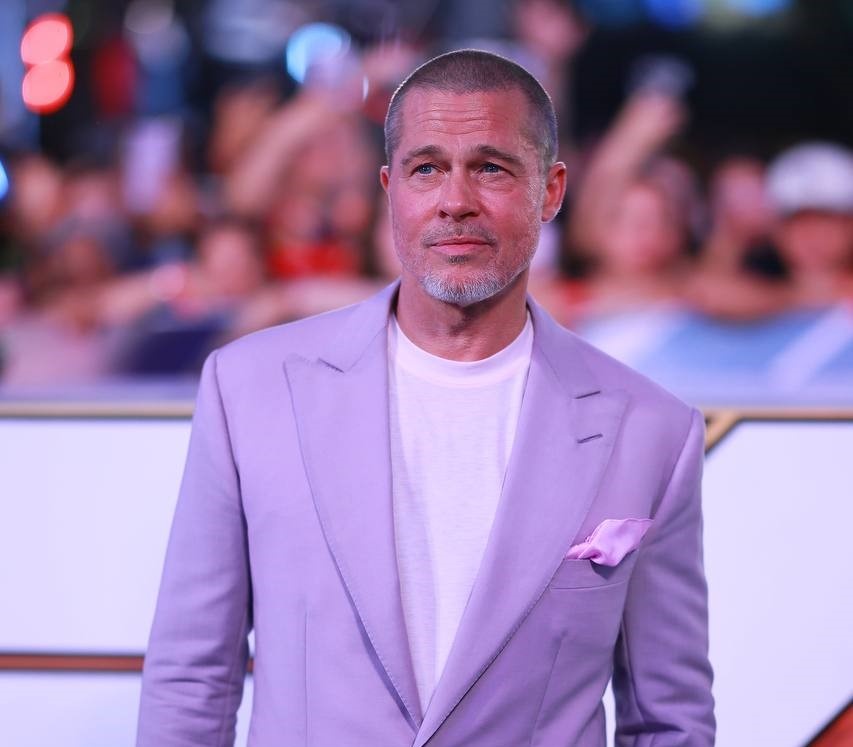 Брэд Питт. Социальные сети