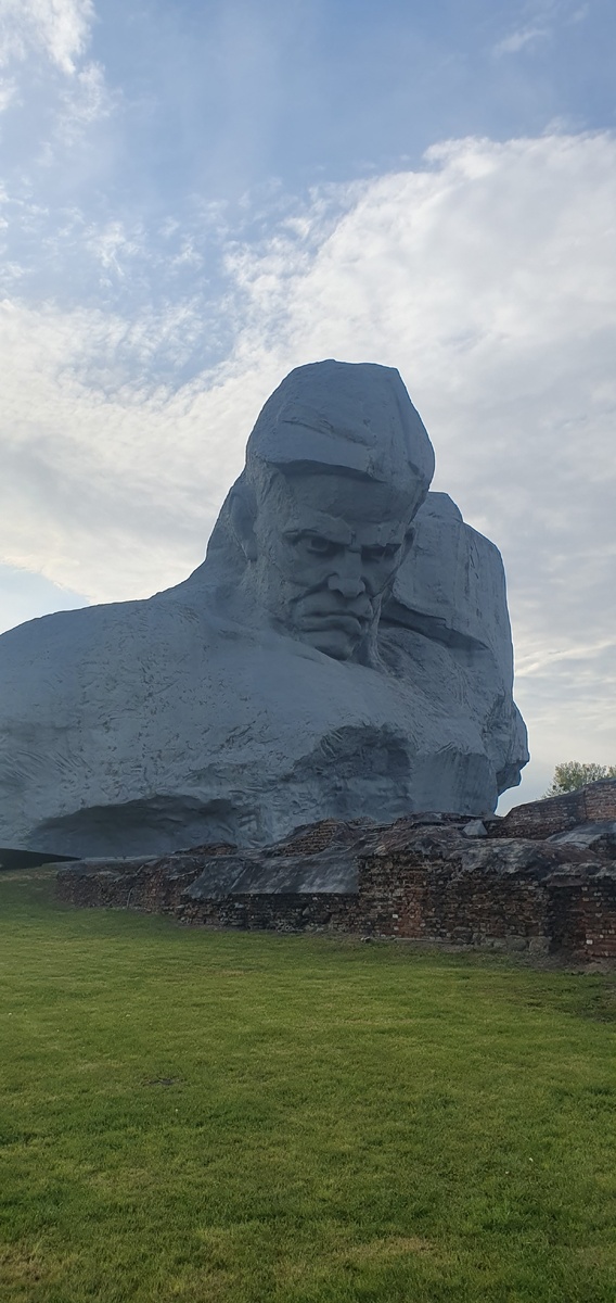 Монумент "Мужество" . Фото автора