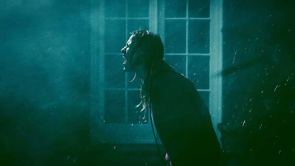 Кадр из фильма «Bodies Bodies Bodies». Режиссер: Халина Рейн. Производство: 2AM, A24