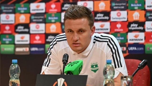    Молодой наставник признавался лучшим тренером на Кипре