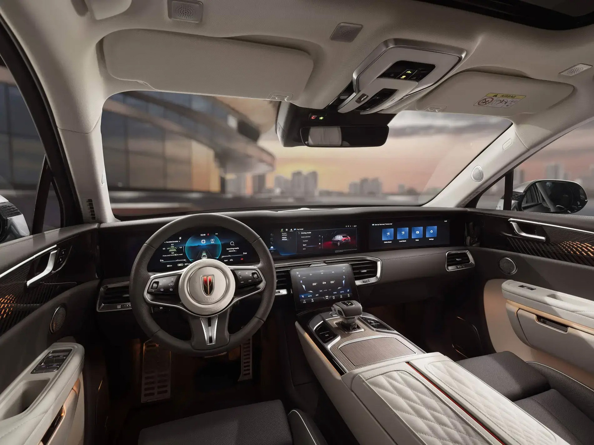 Фото: Hongqi  📷
