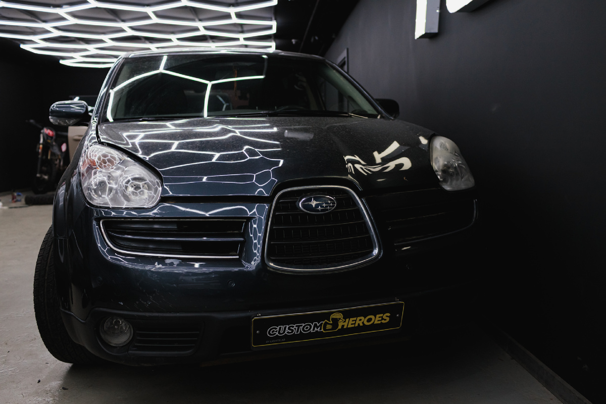 Источник фото: https://custom-heroes.ru/raboty/vid-uslugi/avtosvet/zamena-linz/pochemu-fary-skoda-superb-teryayut-prozrachnost-i-kak-vernut-im-idealnyy-vid/