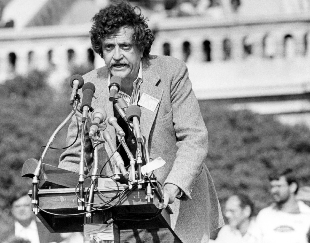 Интересные факты американского писателя и общественного деятеля Курта Воннегута