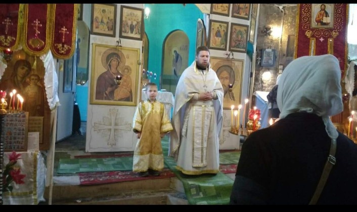 Архивное фото от прихожан, тут ему годика 4