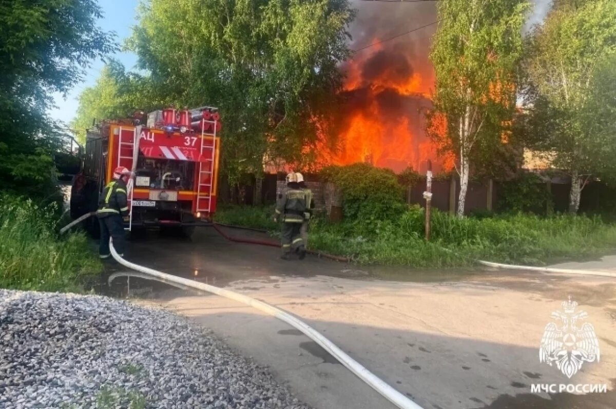    В Кировском районе Новосибирска ликвидировали крупный пожар