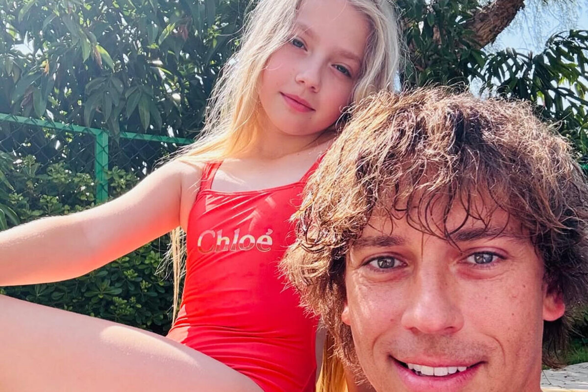    Максим Галкин и Лиза Галкина Социальные сети