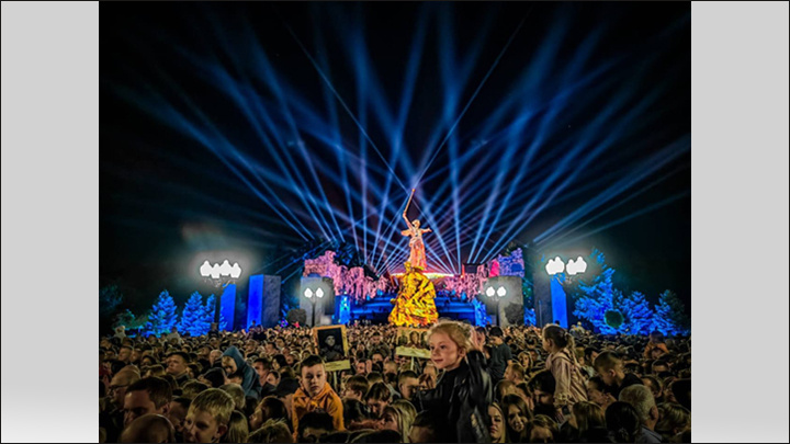    Волгоград отметил 80-летие Победы. Фото предоставлено Царьграду Натальей Хокканен