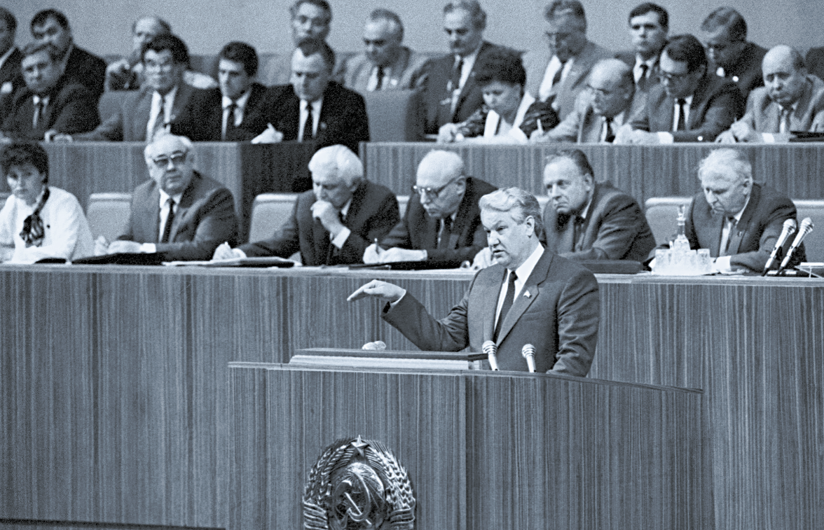 На пленуме ЦК КПСС, 1987 г.