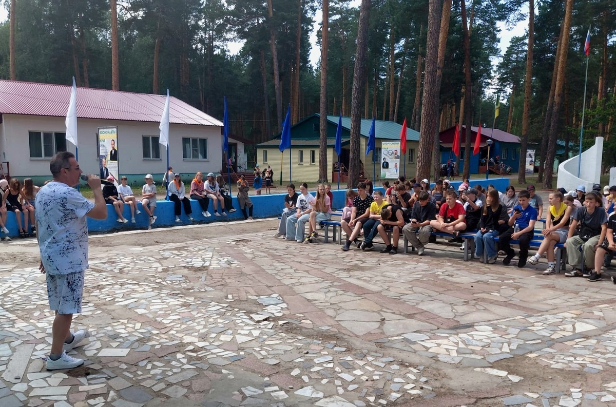В лагере «Белка» 12 июня состоялось дебютное выступление участников фестиваля поющих журналистов