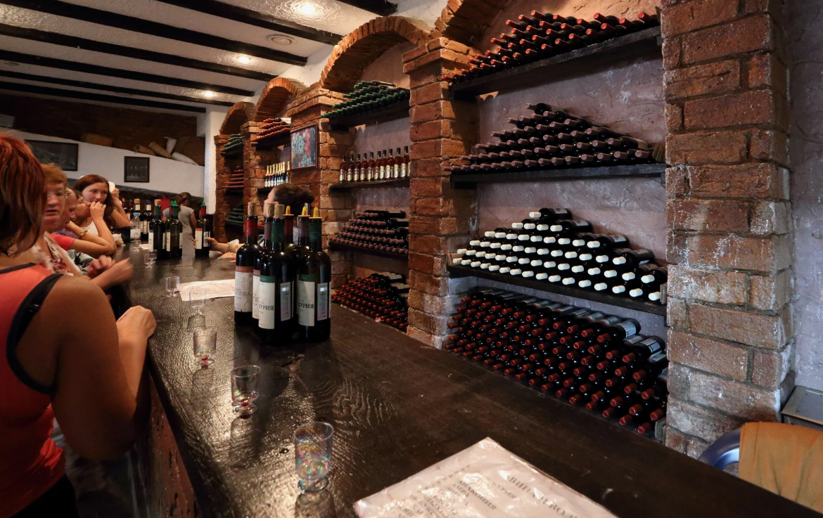 Фото с сайта https://gorbilet.com/abhazia/actions/individualnyj-gastro-tur-po-abhazii/