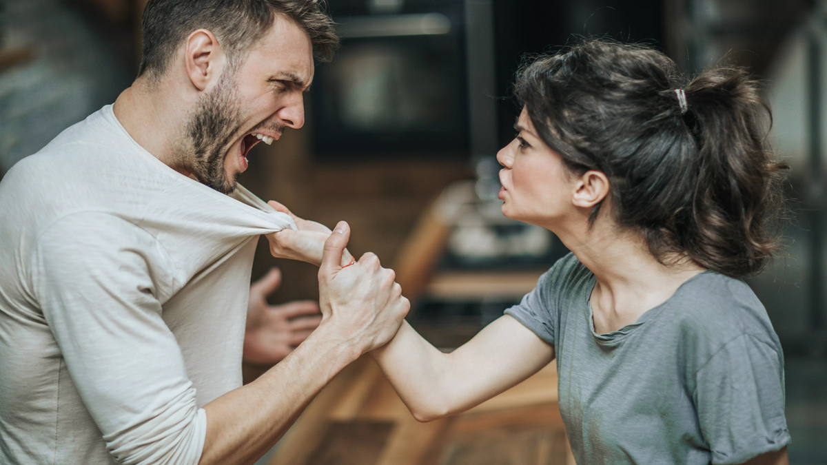 22 микрозайма на жену – и ни копейки ей! Как муж "позаимствовал" у семьи