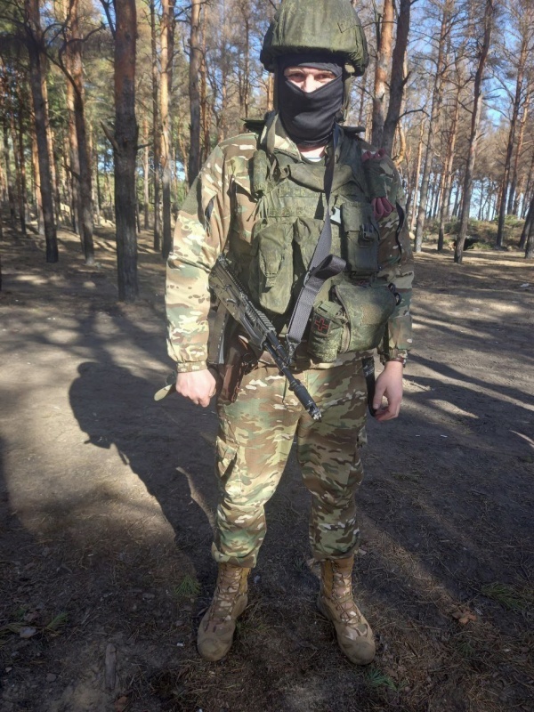    СВОи люди. Писатель, муж, отец, герой. Путь настоящего учителя