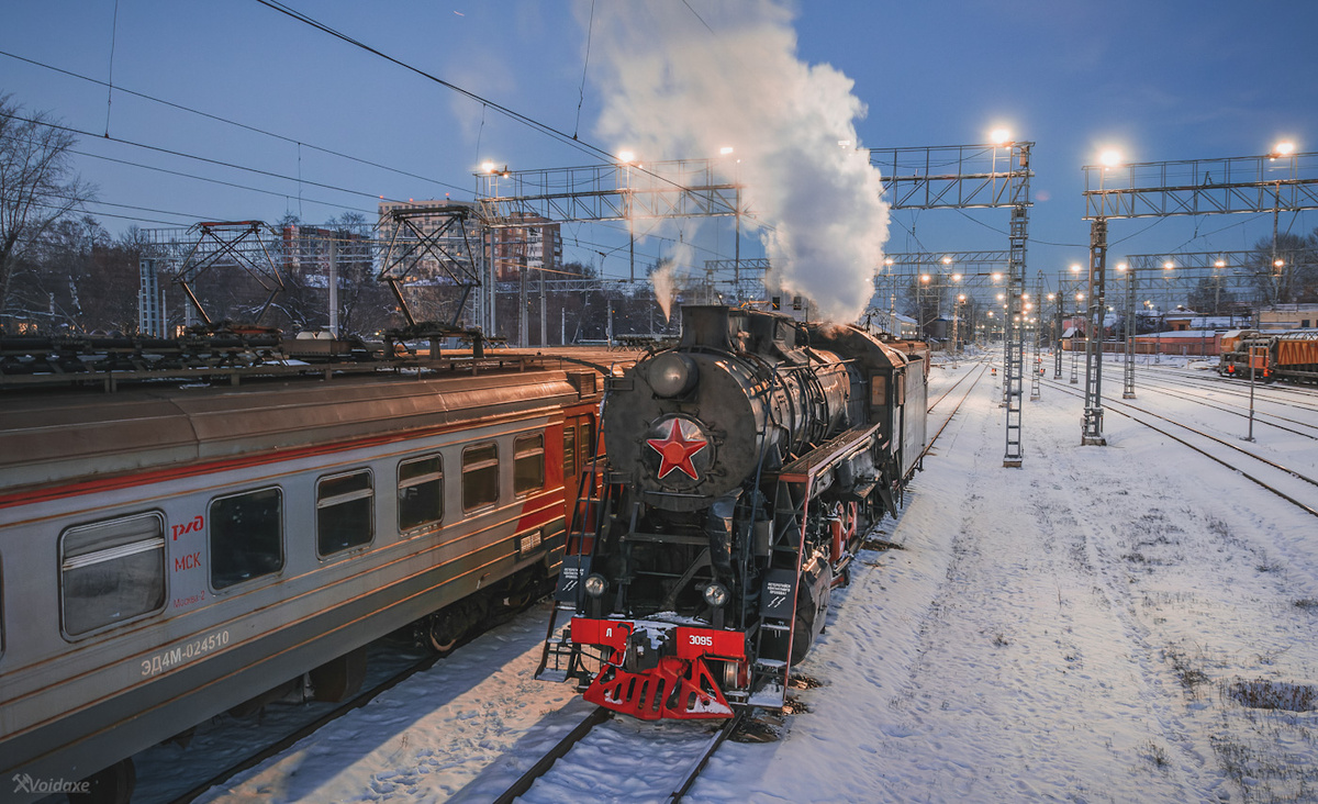 Это пути станции Лосиноостровская, одной из ключевых на Ярославском направлении. Только вот у неё и у платформы по соседству (а частично в границах станции) с севера названия-то похожи! Фото взял отсюда: https://railgallery.ru/photo/188405/
