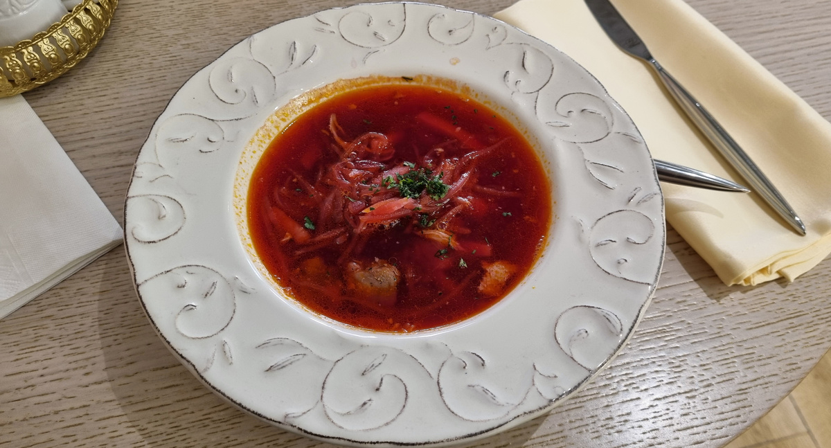    Борщ с лобстером от шефа с мишленовской звездой