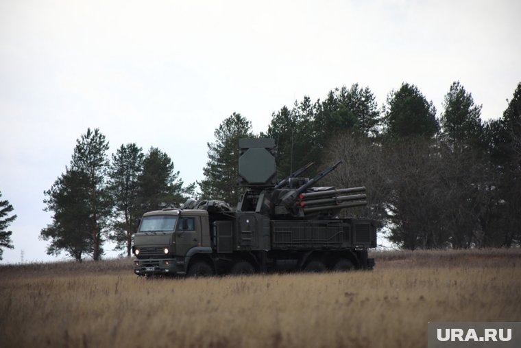 Путин поручил создать новейшую систему ПВО, способную сбить любой дрон
Фото: Официальный сайт Министерства обороны РФ