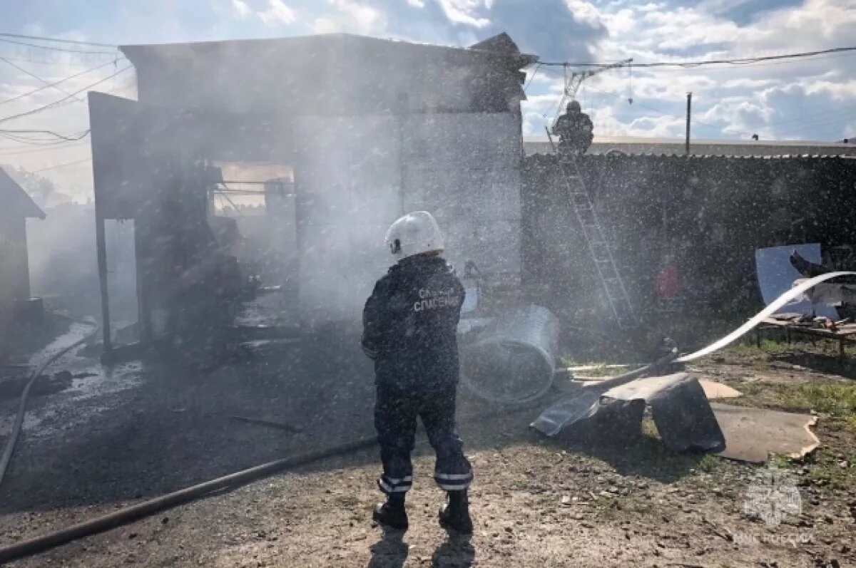    В Свердловской области за сутки ликвидировали 24 пожара