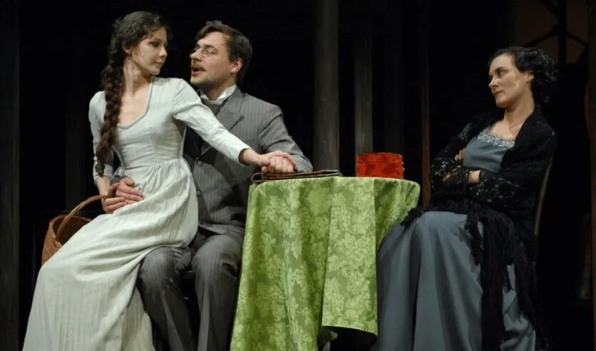 Сцена из спектакля