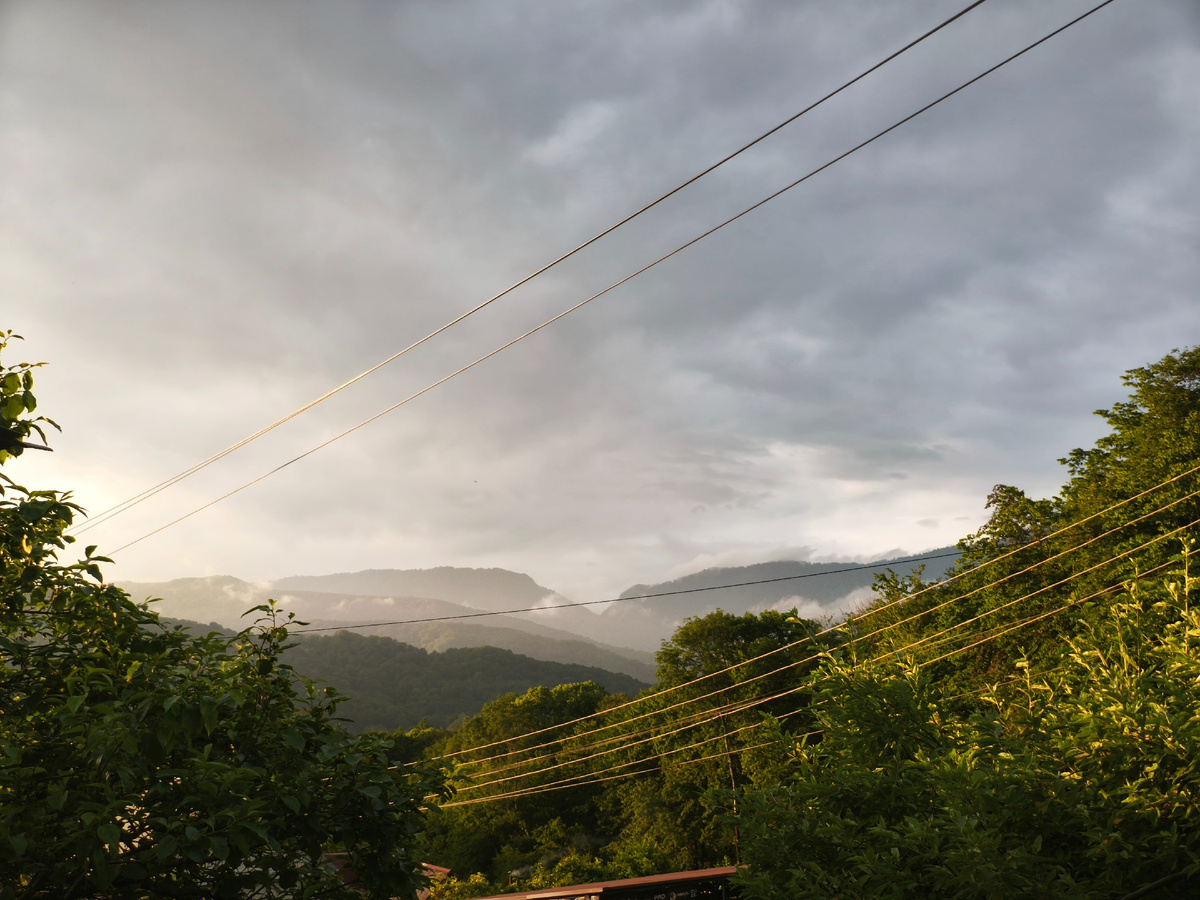Вид из окон может быть таким.
