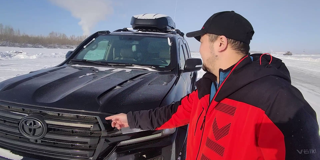 Что делать, если машина заглохла при -45°С в 150 км от жилья: 5 вещей, которые спасли нам жизнь в Якутии