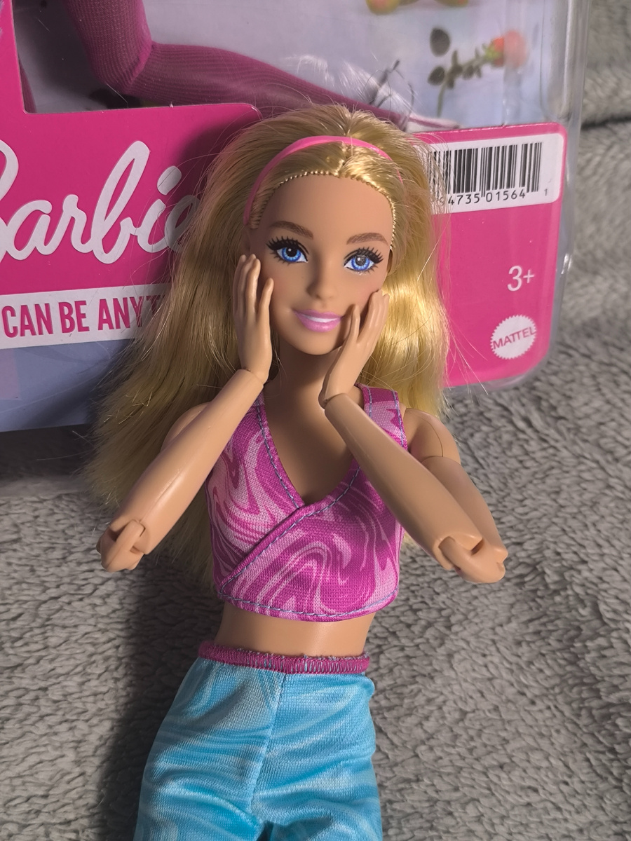 Barbie Made to Move Милли