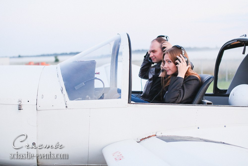 Полет на самолете: что можно подарить мужчине-экстремалу