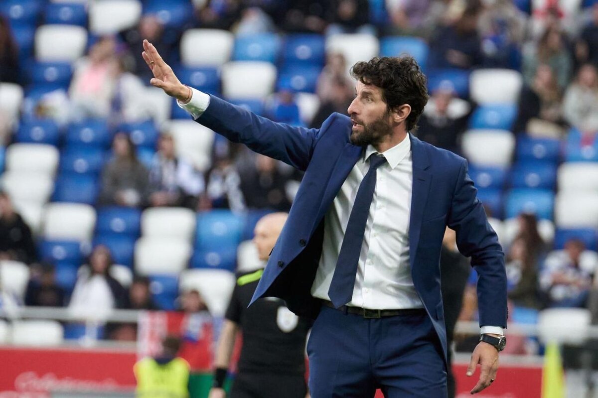 Человек-ураган! Ни секунды покоя в технической зоне. 