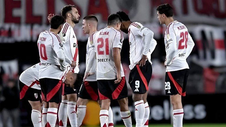 Футбол. Латиноамериканский напор против дисциплины Востока: экспертный анализ матча Ривер Плейт – Урава Ред Даймондс - 17 июня