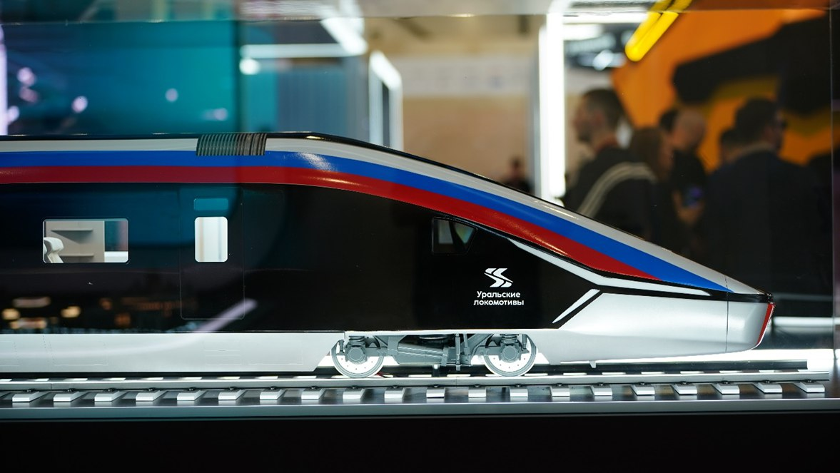 Макет высокоскоростного поезда на ПМЭФ в 2024 году. Источник: Группа Синара