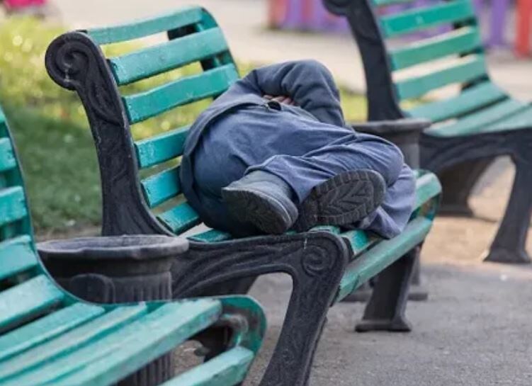 «Отдых» на свежем воздухе (иллюстрация из открытых источников)