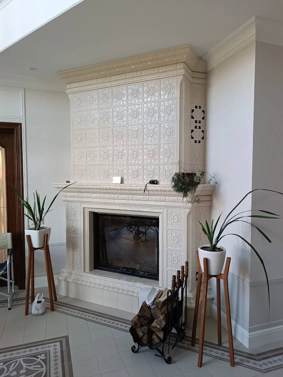 Изразцовый камин «Реставрация УГ»