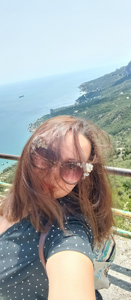 Вид со смотровой Ласпи июнь 2025