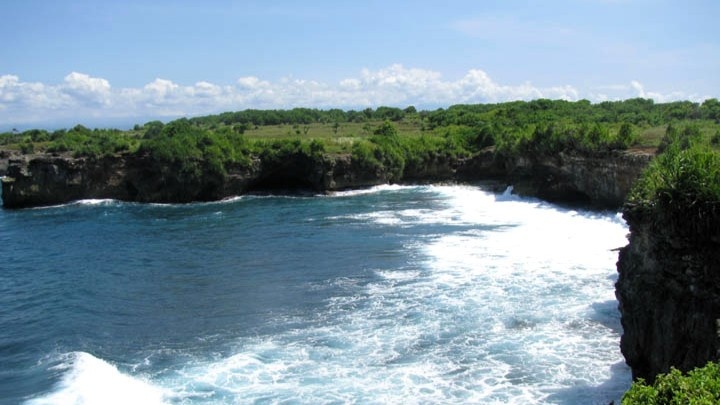 Остров Нуса-Лембонган. 