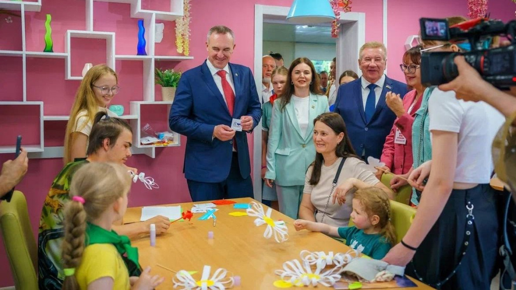    Губернатор Югры проверил работу социальных объектов в Нижневартовске