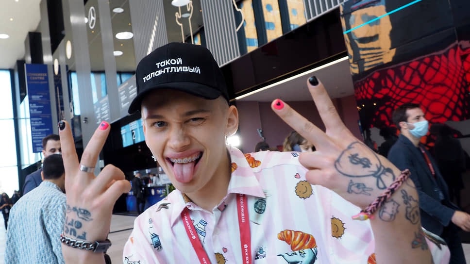 Даня Милохин – лицо (р..ожа) ПМЭФ-21
