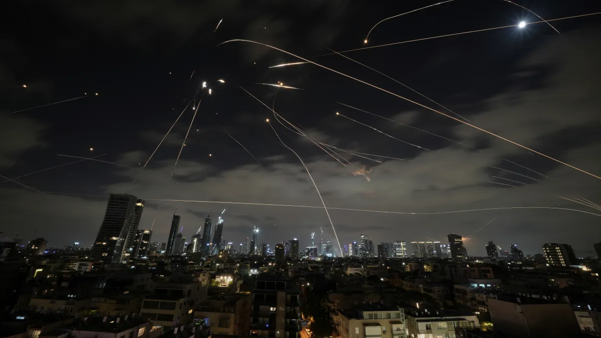 Отражение ракетной атаки