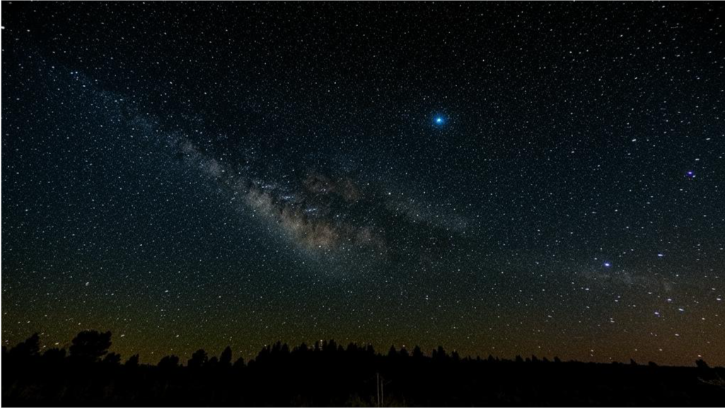 Звезда стивенсон видимая на ночном небе.