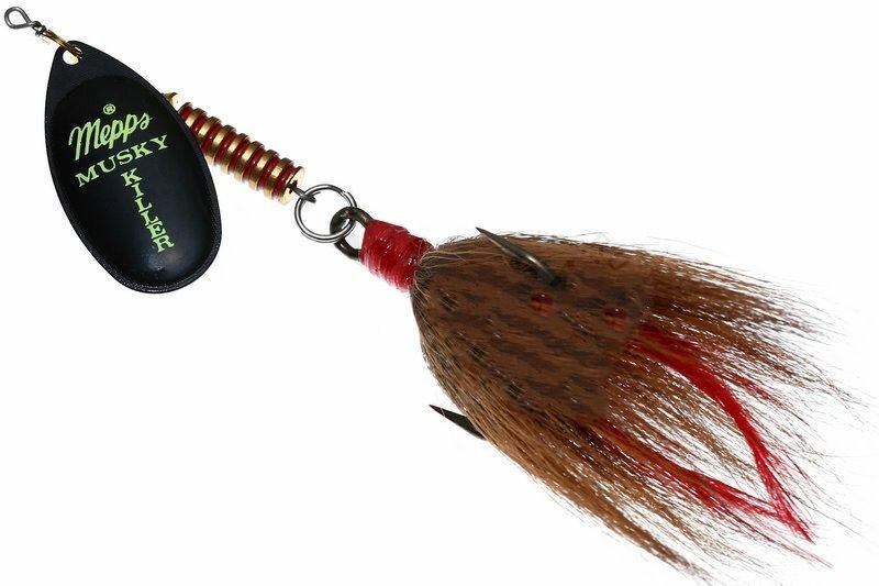 Musky Killer 15 г — классический размер. Обратите внимание на кисточку из козьей шерсти и тройник с имитацией мушки.