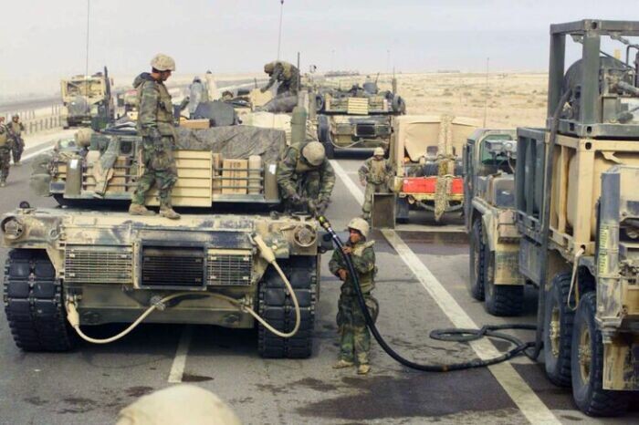 Кушают они и правда как не в себя. /Фото: pinterest.com.