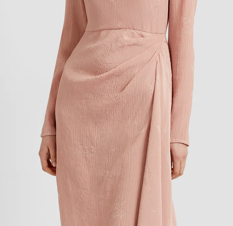 Erdem, оформление драпировки в подрез с боковым клином.