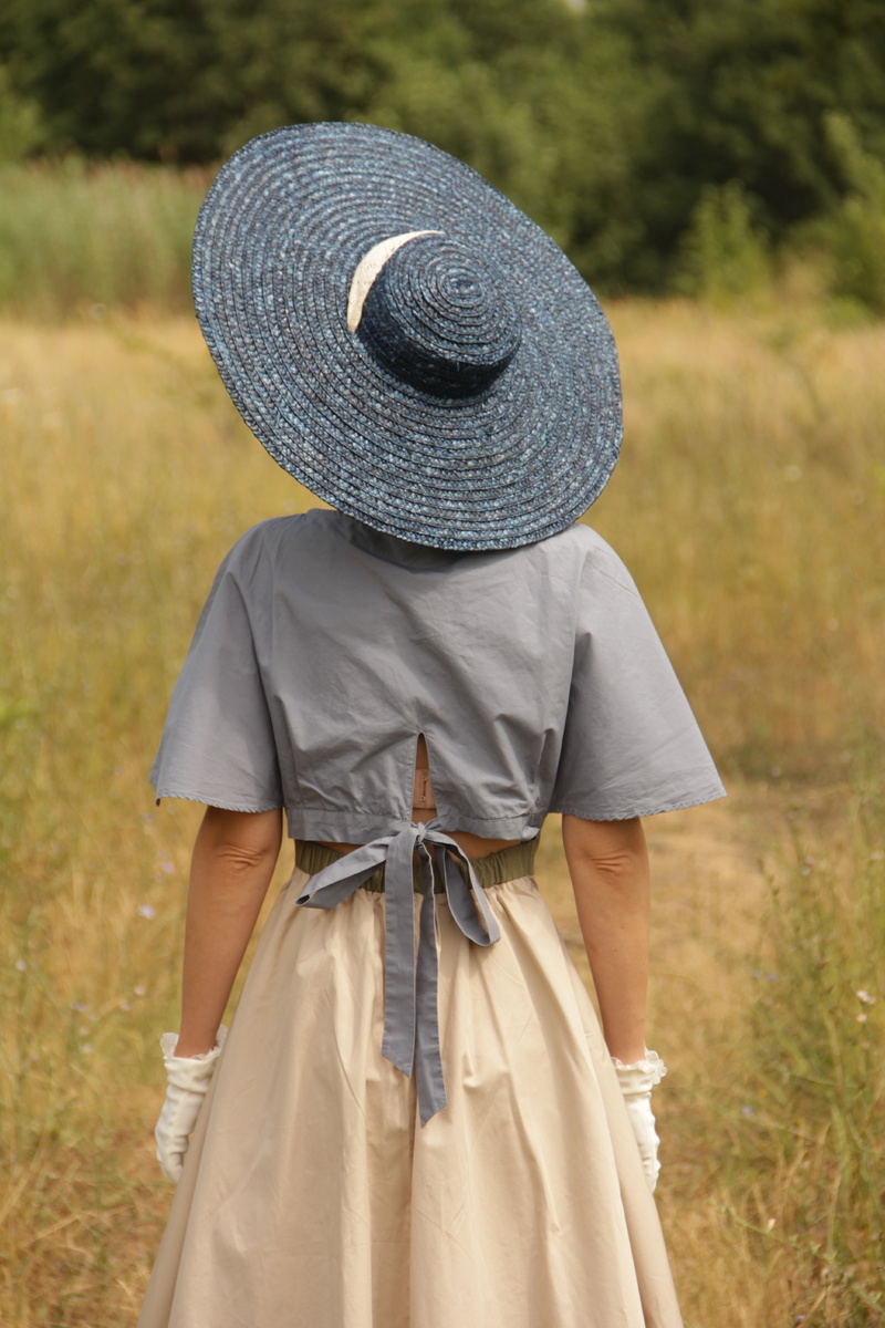 Шляпка может стать вашим украшением или наказанием..