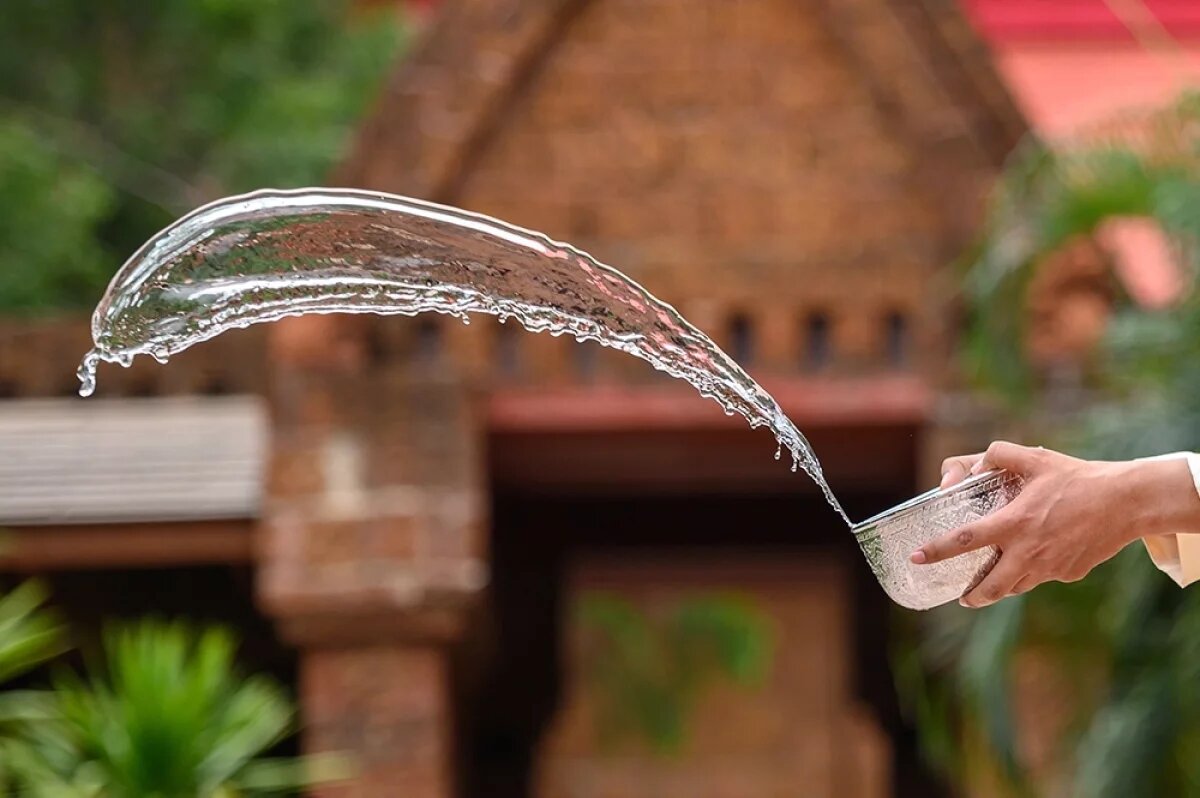    Шесть правил.