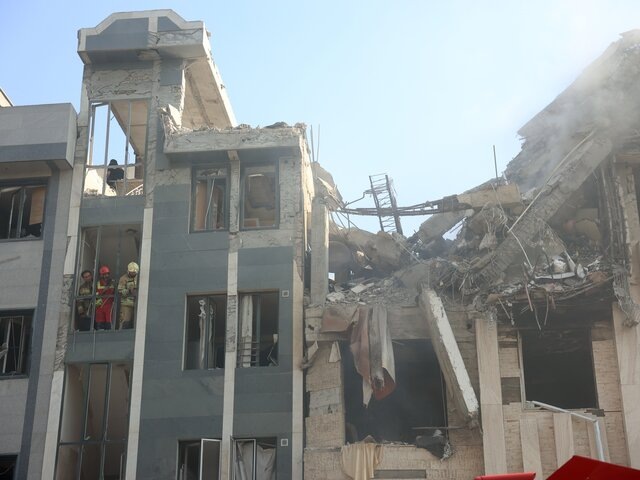    Фото: ТАСС/EPA/ABEDIN TAHERKENAREH