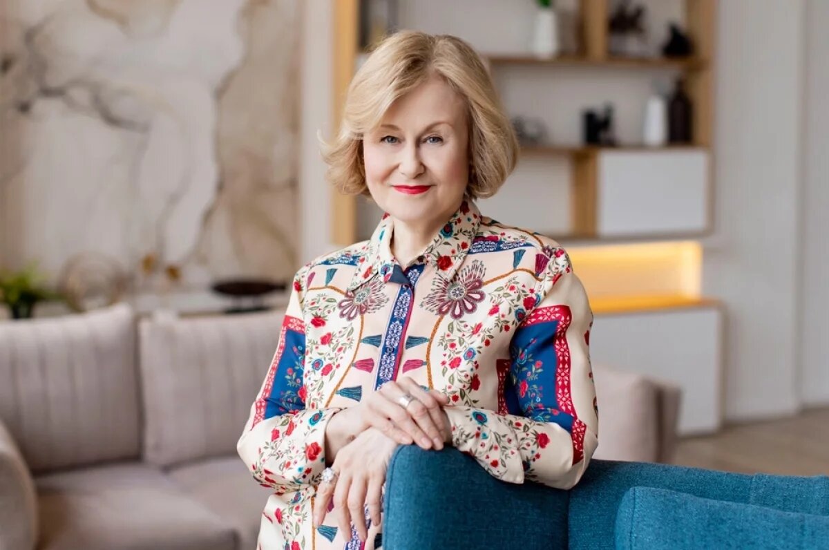    Дарья Донцова.