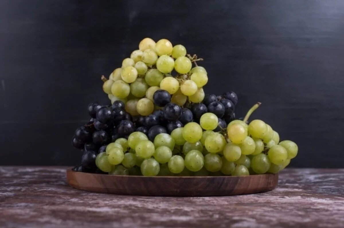    Тюменцам напомнили об опасности избыточного съедания фруктов