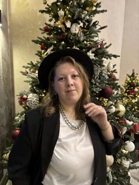 Это обычное фото клиента.