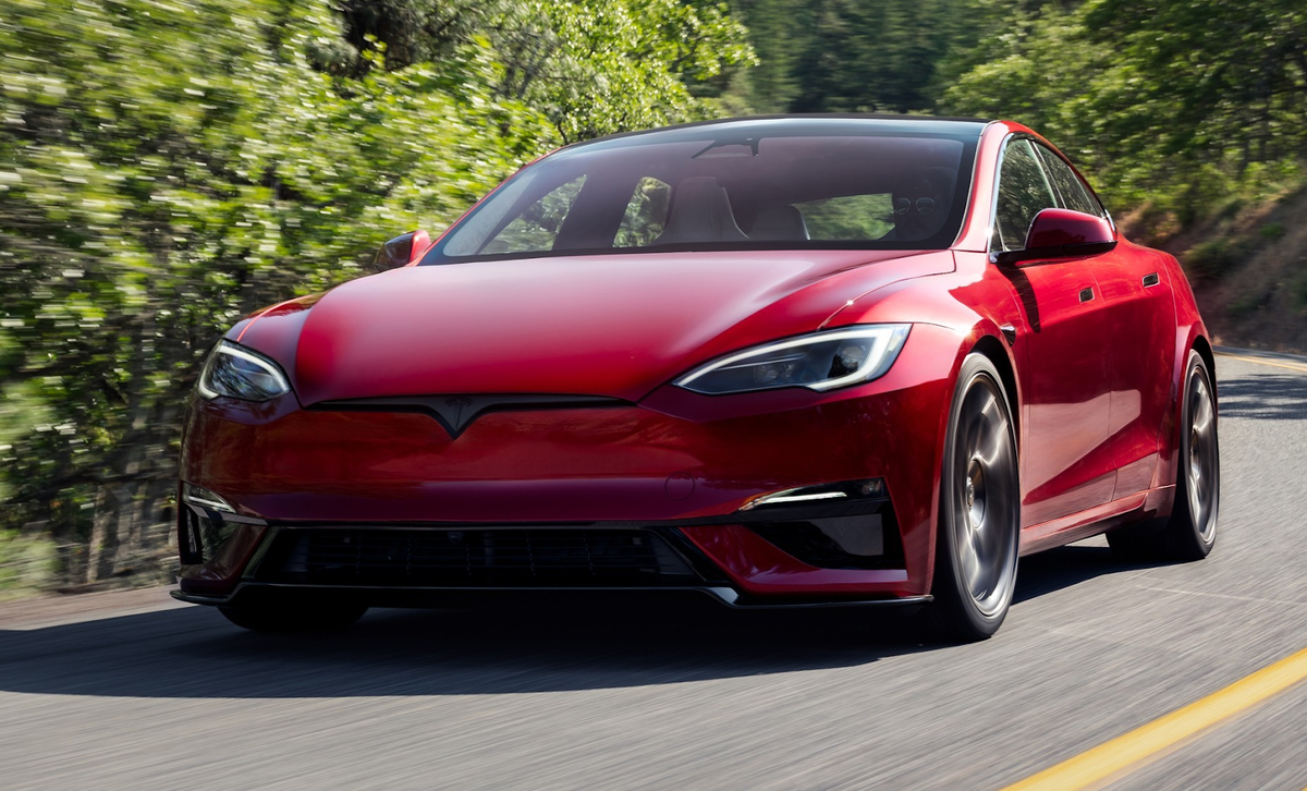 Tesla Model S 2026 модельного года