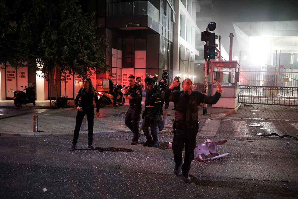    Генеральный штаб Вооружённых сил Ирана заявил, что Израиль переступил все допустимые границы из-за ночной атаки. Фото: Reuters