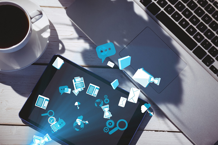    Госдума приняла законопроект о создании национального мессенджера. В нем, по сути, должен появиться функционал госуслуг.   
Фото: ru.freepik.com