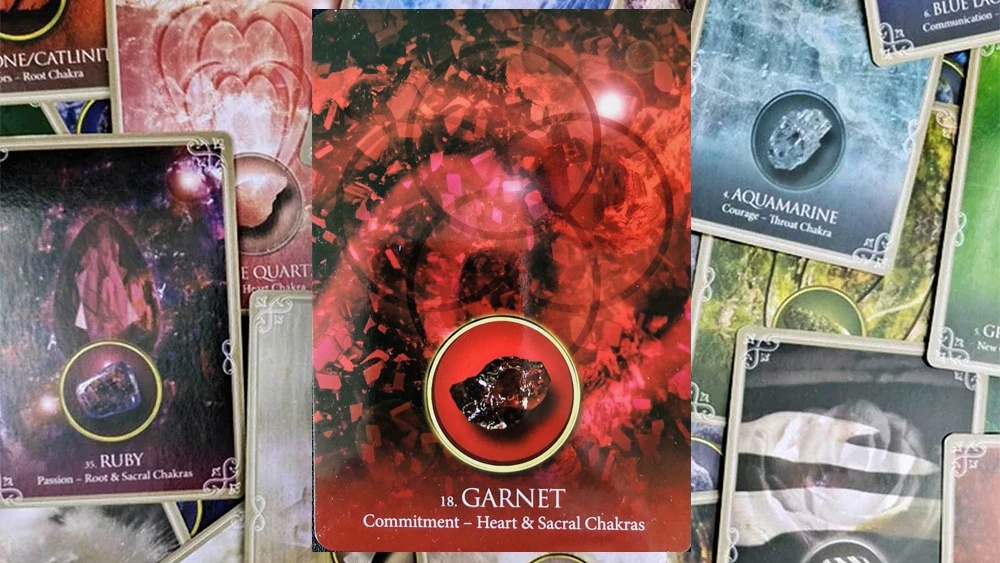 Гранат. Photo «Eternal Crystals Oracle» Jade-Sky